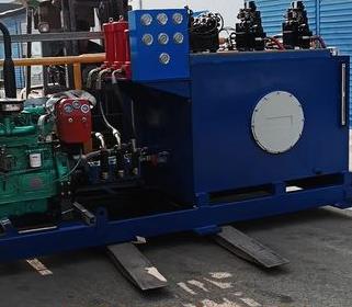 生產(chǎn)大型液壓站，技術(shù)先進(jìn)，設(shè)備精良